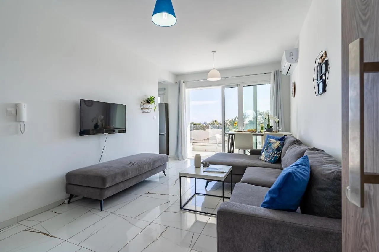 La Casa 1-Br Apt In Larnacaアパートメント 0*, ラルナカ